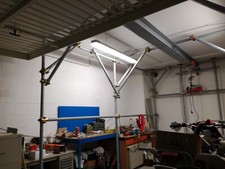 Struttura x box/magazzino in tubi innocenti con sistema di sollevamento carichi 