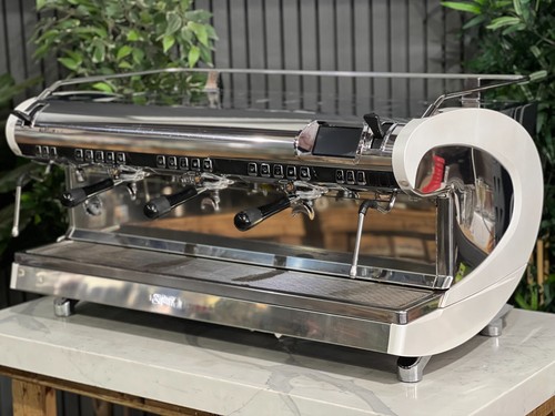 Nuova macchina caffè - nuova,