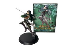 Levi Ackerman Jamma Attack on Titan Figure in box display