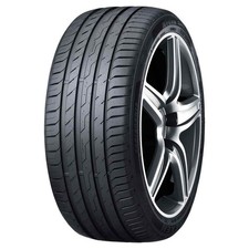 Gomme  Nexen 215/60 R 17 96V