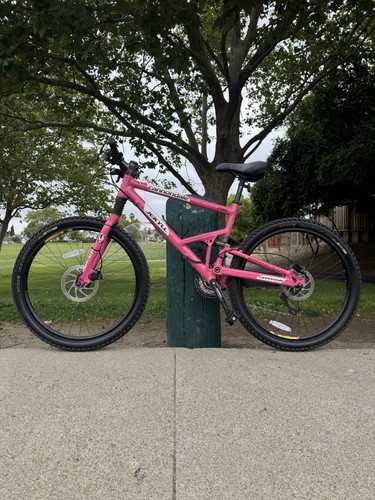 Rare pink cannondale mountain - rare,