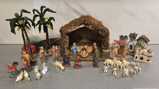 Presepe completo in ottime condizioni completo di personaggi