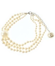 CHANEL Necklaces White