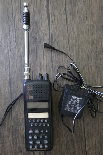 Radio scanner uniden - radio,