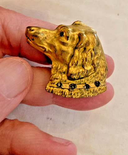 Antica spilla medaglione