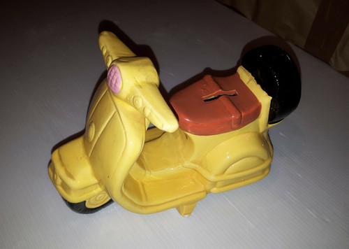 Vespa gialla salvadanaio - vespa,