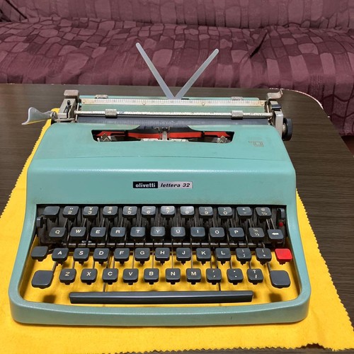 Olivetti typewriter lettera - olivetti,