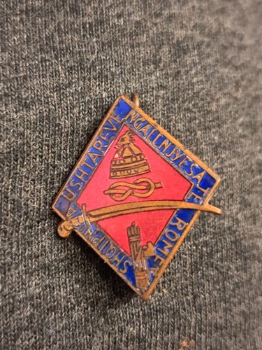 L68 spilla pins - pins,
