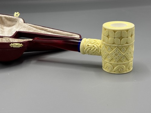Pipa poker ornata - pipa, da
