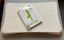 Wii FIT +  Balance Board