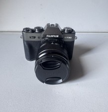 Fujifilm X-T30 + obiettivo XF 18–55mm f/2.8–4
