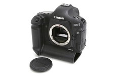 Canon EOS-1D Mark IV body set obiettivo graffio