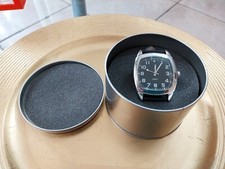 orologio nero quartz box in