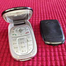 TELEFONO CELLULARE LG KG220 TELEFONINO VINTAGE DA COLLEZIONE CON CARICABATTERIA