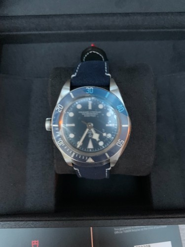 Orologio tudor black bay - black,