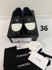 Scarpe mocassini Chanel in