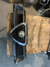 ALFA ROMEO 155 MASCHERINA GRIGLIA 2 SERIE SCUDO CROMATO ORIGINALE .GAAR155/1