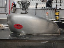 Serbatoio In Acciaio Per Moto