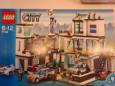 Lego 7744 Stazione Di Polizia usato completo