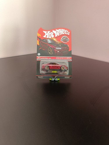 Hot wheels nissan skyline r - skyline, gt-r