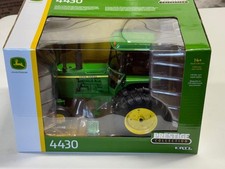 Trattore ERTL John Deere 4430