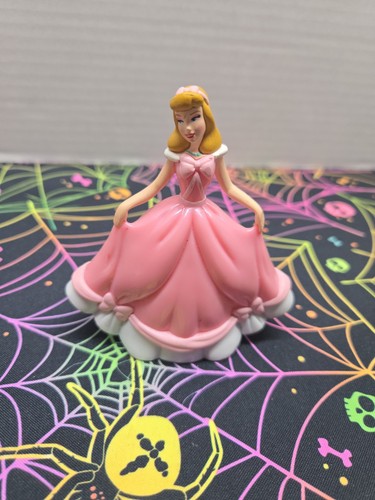 Cake topper giocattolo
