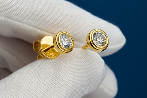 Orecchini perno oro e - orecchini,
