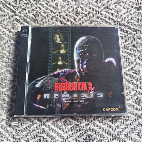 Capcom resident evil nemesis - resident,