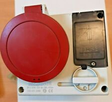 Presa interbloccata  SCAME 401.3286 3P+T 32A 380-415V IP44 con fusibili 