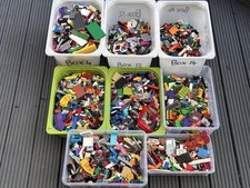 LEGO 1 Kg con 2 minifigure