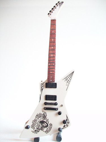 Guitare miniature esp - guitare, papa