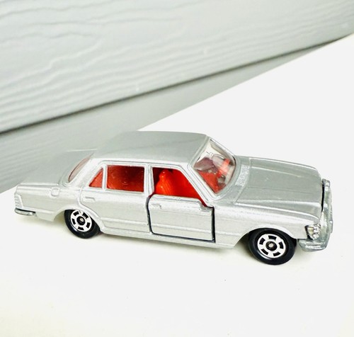 Tomica tomy mercedes - tomy, benz