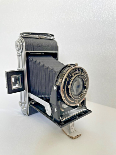 Macchina fotografica - , a