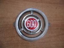 FREGIO CENTRALE PER CALANDRA FIAT 600 CAR BADGE STEMMA LOGO