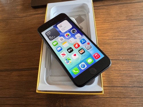 Apple iphone 2022 - iphone, se