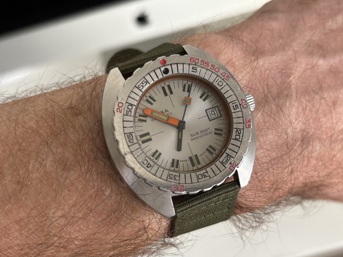 Montre vintage doxa sub - montre,