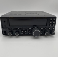 Yaesu FT-450D Ricetrasmettitore HF/54 MHz 100W tutte le modalità con accessori