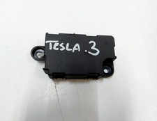 Centralina antenna Tesla Model