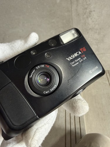 Yashica carl zeiss - carl, tessar