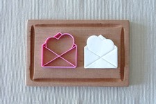 Lettera con cuore idea san valentino cookie cutter formina tagliabiscotti