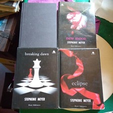 4 libri Stephenie Meyer twilight (no sovrac eclipse new moon breaking down LAIN 