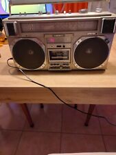 radio Crown, Vintage anni 80, con cassetta audio, casse audio da 30 watt