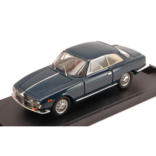 Alfa romeo 2000 sprint street - romeo,