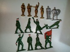 Soldatini metallo forse piombo antichi militari guerra e medioevo