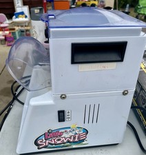 Macchina del ghiaccio rasato Little Snowie Snow Cone