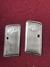 GUANCETTE IN METALLO  PER PISTOLA BERETTA MOD.1915 cal,6,35 Originali Belliche