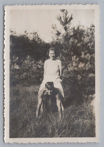 Donna seduta uomo - su, 1935