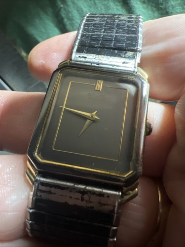 Orologio elegante uomo vintage