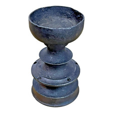 Vecchia antica lampada a olio