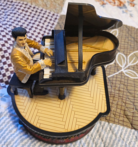 Elvis presley pianoforte - pianoforte, a